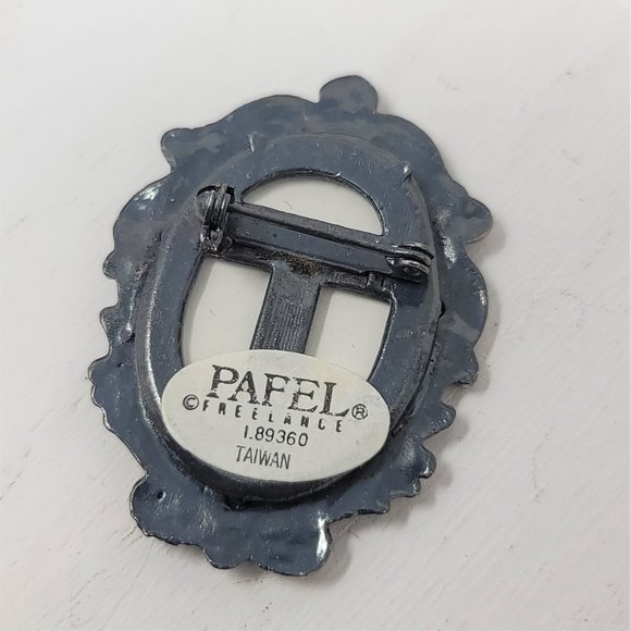 Vintage Pewter Finish Pin Brooch Photo Frame Oval - Picture 4 of 5